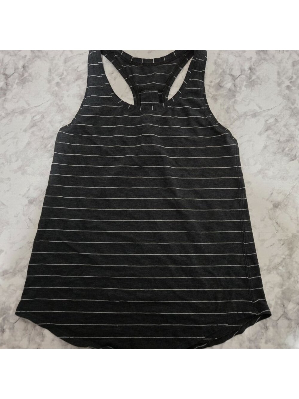 Lululemon Love Tank Top Racerback Style Womens Sz 4 (SKU 26-0138)
